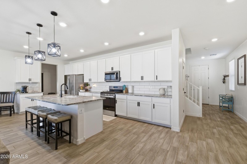 17168_W_Running_Deer_14