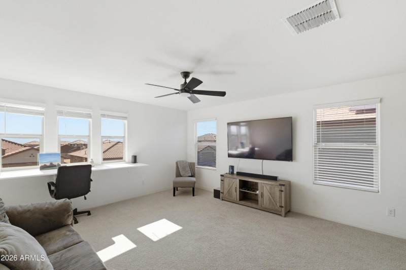 17168_W_Running_Deer_19