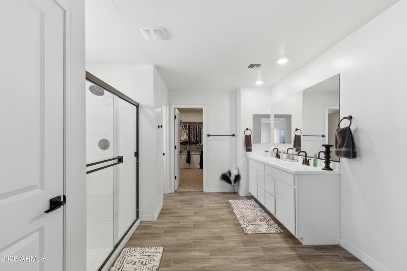 17168_W_Running_Deer_23