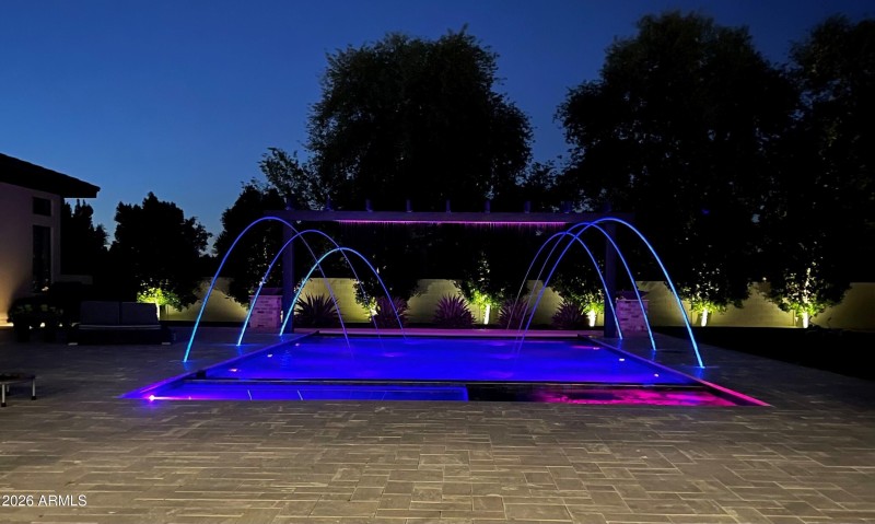 Led pool lighting