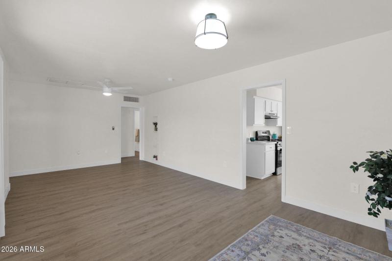 4-web-or-mls-P1482256