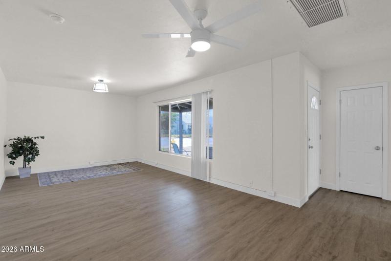 25-web-or-mls-P1482254 (2)