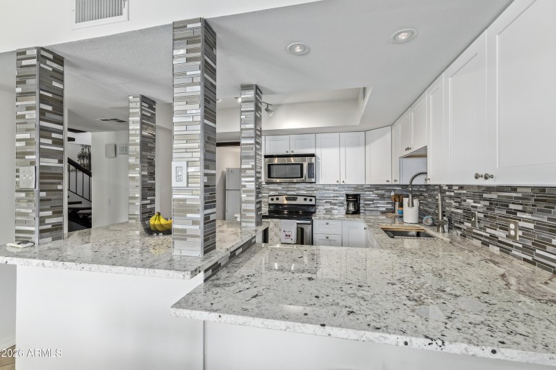 698c45_14 - Fairfield