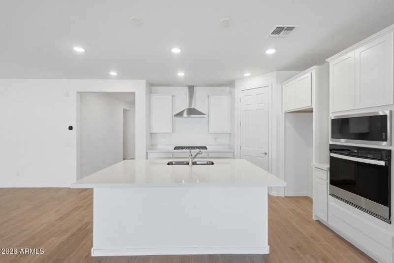 PHX_TierraVistoso_Lot 1030_Azure_17308_k