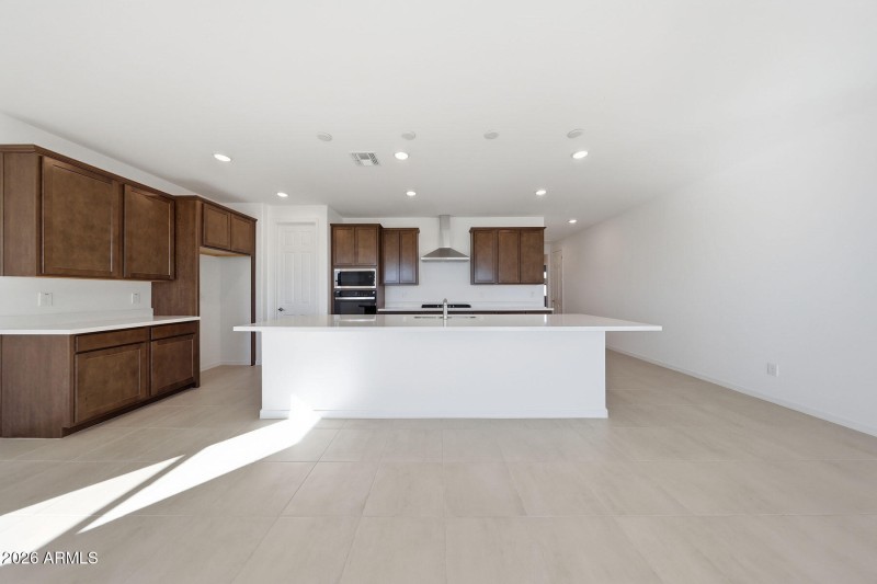 PHX_Landmarke_Lot 1059_Aqua_643_Kitchen