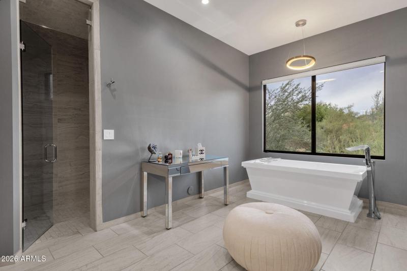 028_Primary Soaking Tub