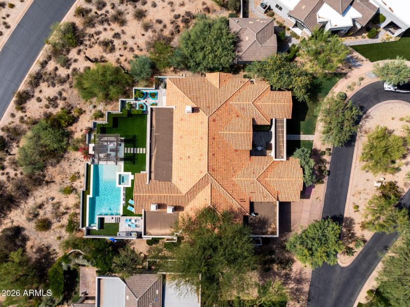 MLS - 9290 E Thompson Peak - 102 - Scott