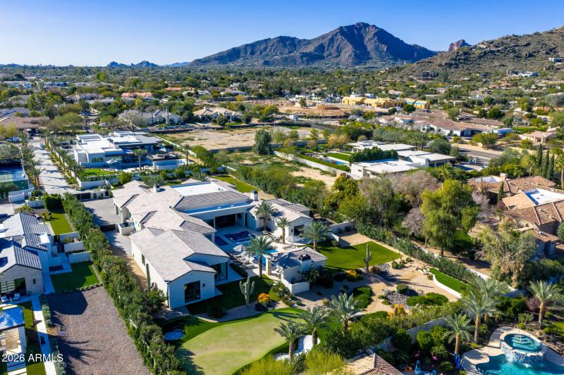 MLS - 6830 E Hummingbird Lane - Paradise