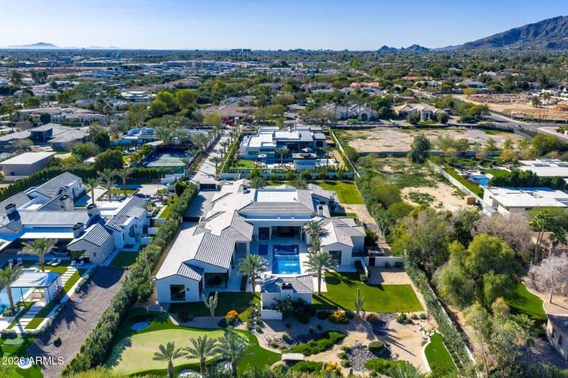 MLS - 6830 E Hummingbird Lane - Paradise