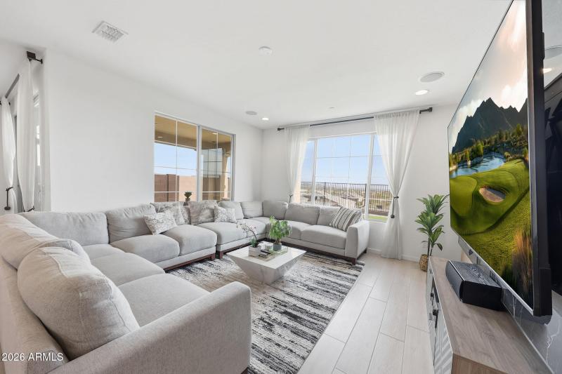 Great Room with City View