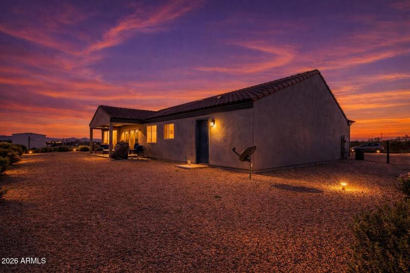 D0AE6E0D-5D85-4CB2-9A16-758C0A0EAA53