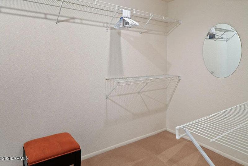 WEB-9f4923641f9fcb629d683032246fd2ff-unc