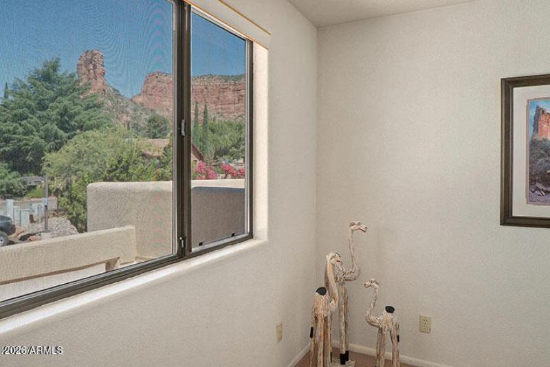 WEB-8927cca2fe5d6a63a5c9b495066d7a66-unc