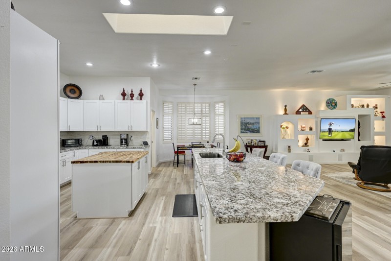 17929 W Buena Vista Dr-2