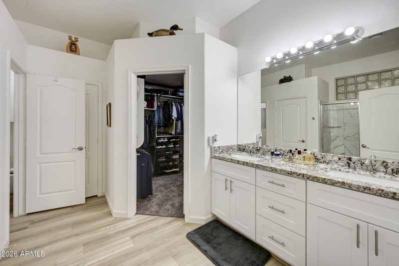 17929 W Buena Vista Dr-20