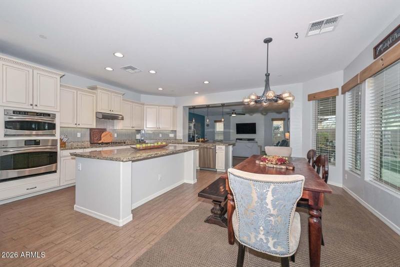 Breakfast Room-Kitchen