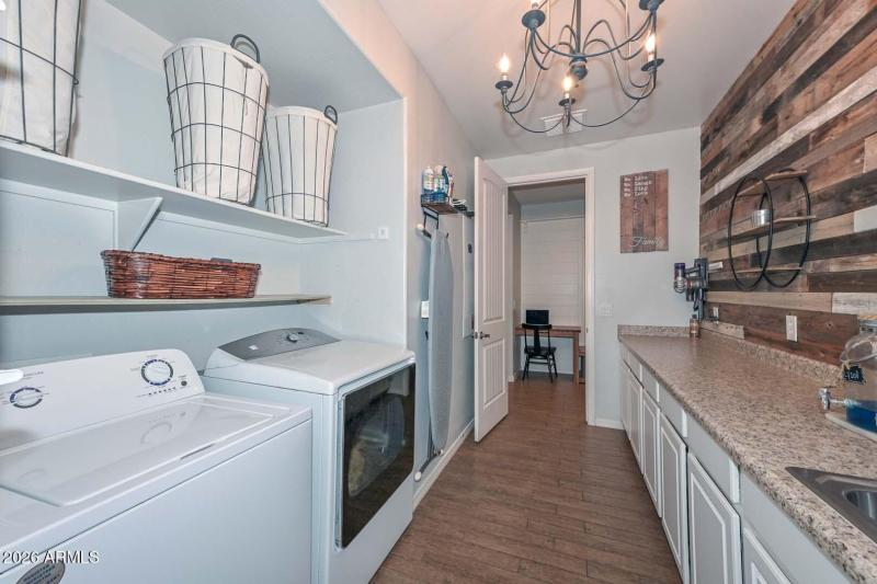 Laundry Room2