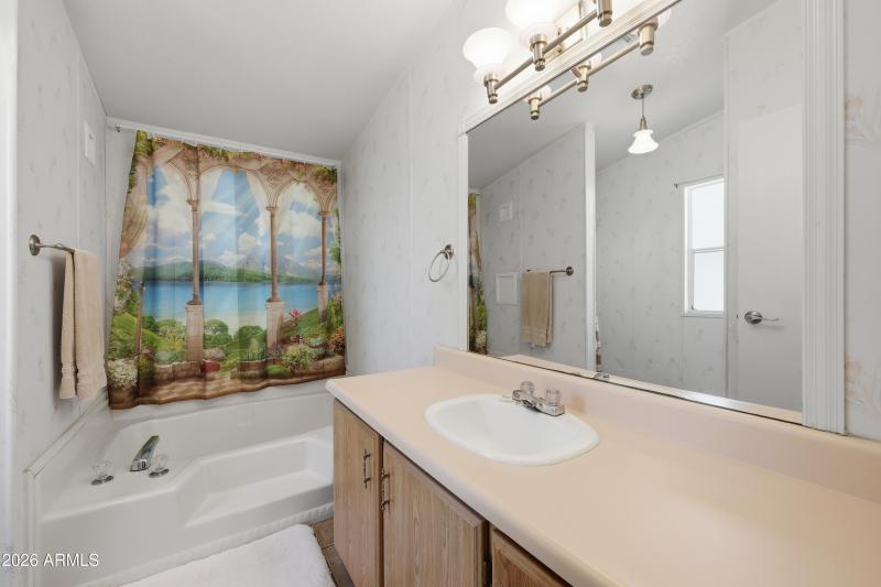 2050-15 Prinary Bath