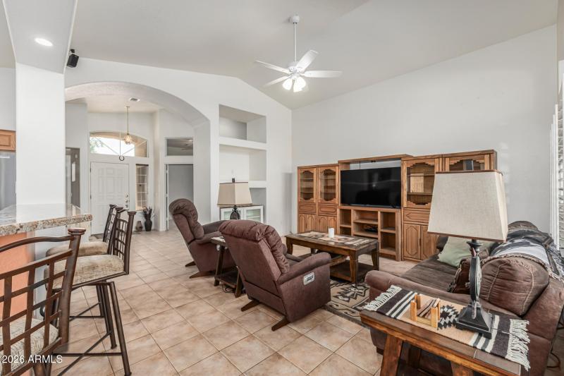 11248 E Dartmouth Cir