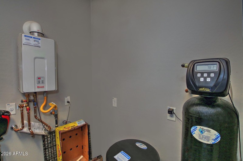 4303 N Spyglass Dr Florence AZ-large-043