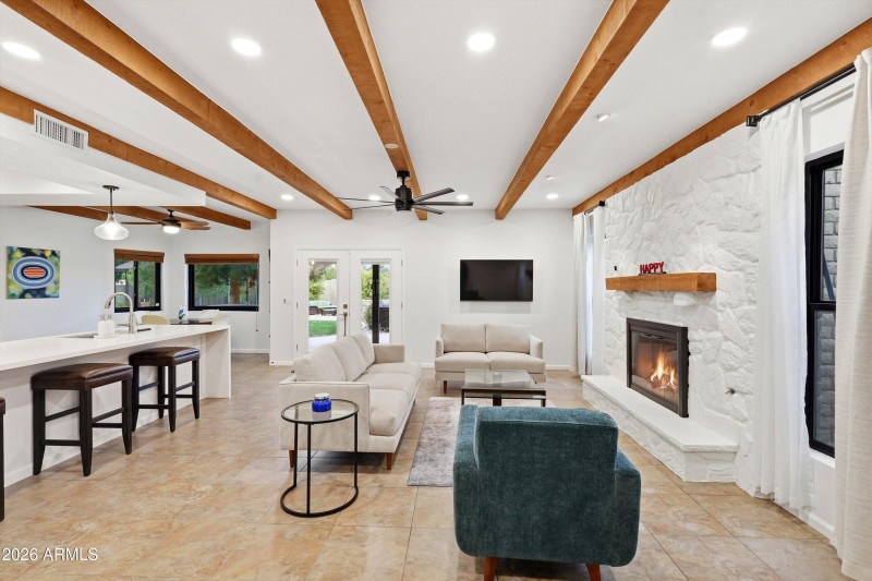 08-IMG_0902_with_fire