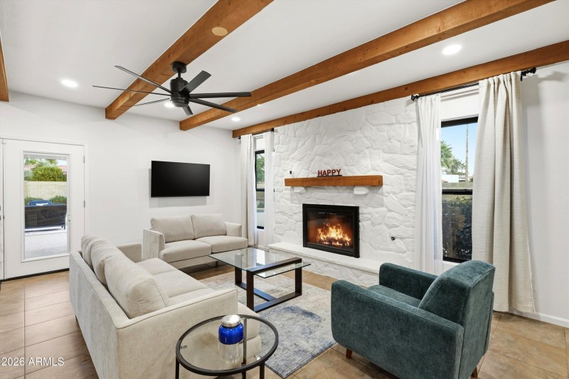 12-IMG_0935_with_fire