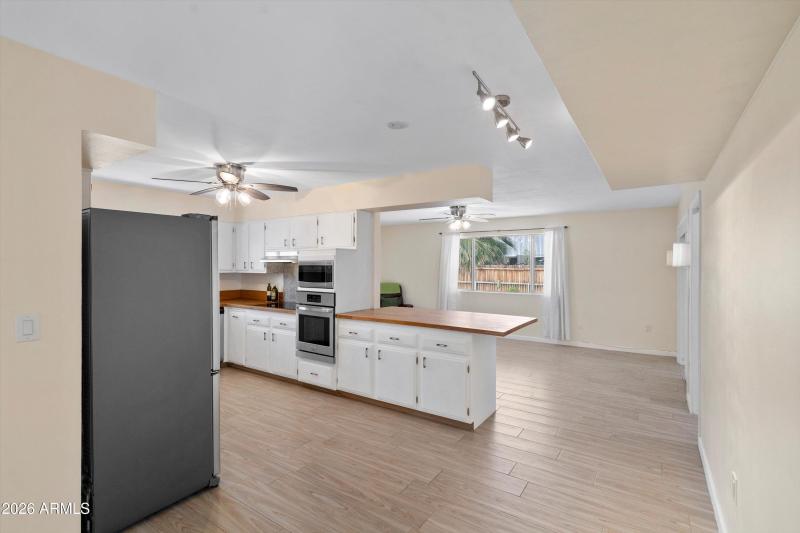 11-Kitchen and Family