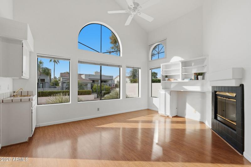 So much natural light