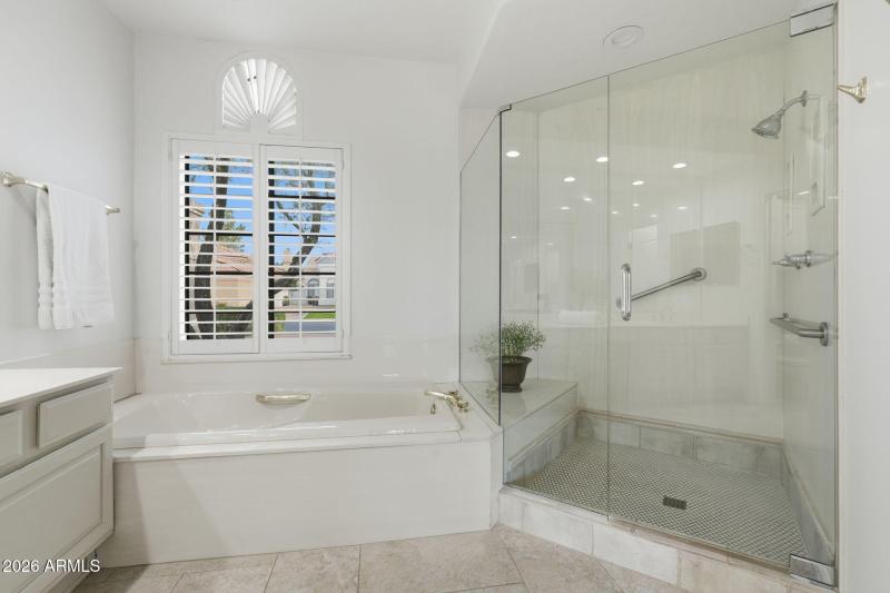 Primary soaking tub/shower