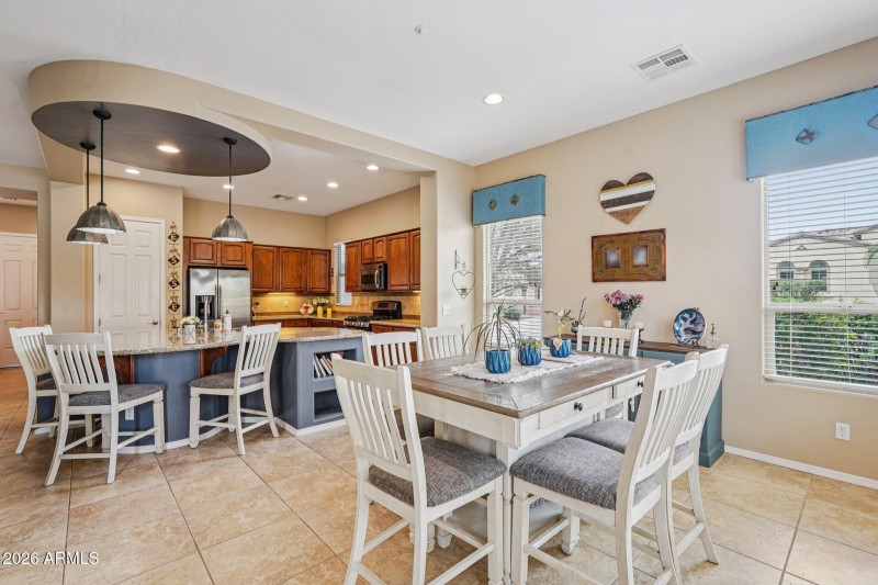 13-web-or-mls-N 130th Dr-S1202-013