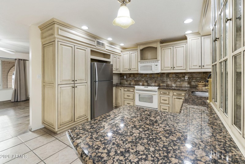 Kitchen – Additional View