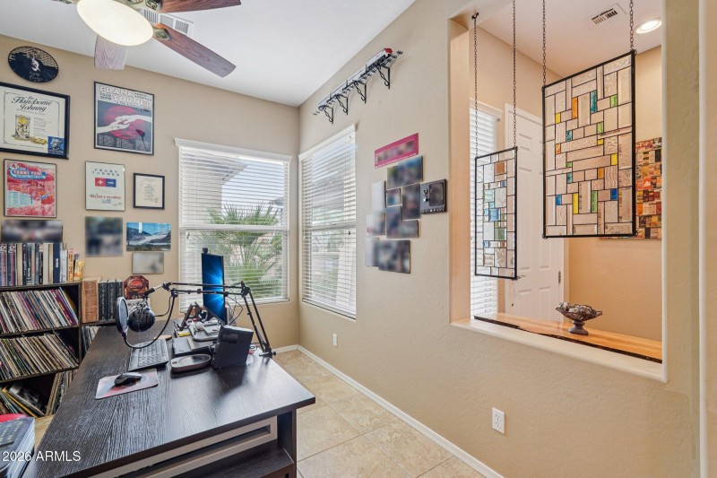 31-web-or-mls-N 130th Dr-S1202-031