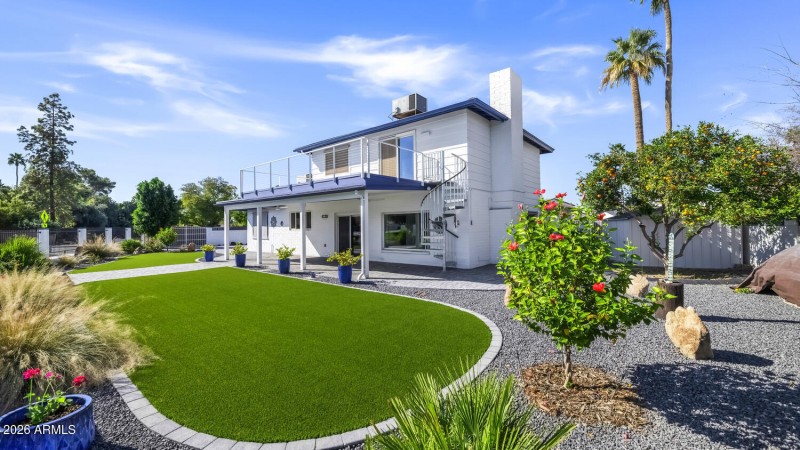 2609 S Saratoga-large-043-033-TOD5532-15