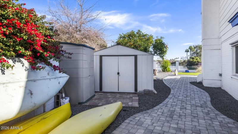 2 Kayaks & Canoe Stay with Home!