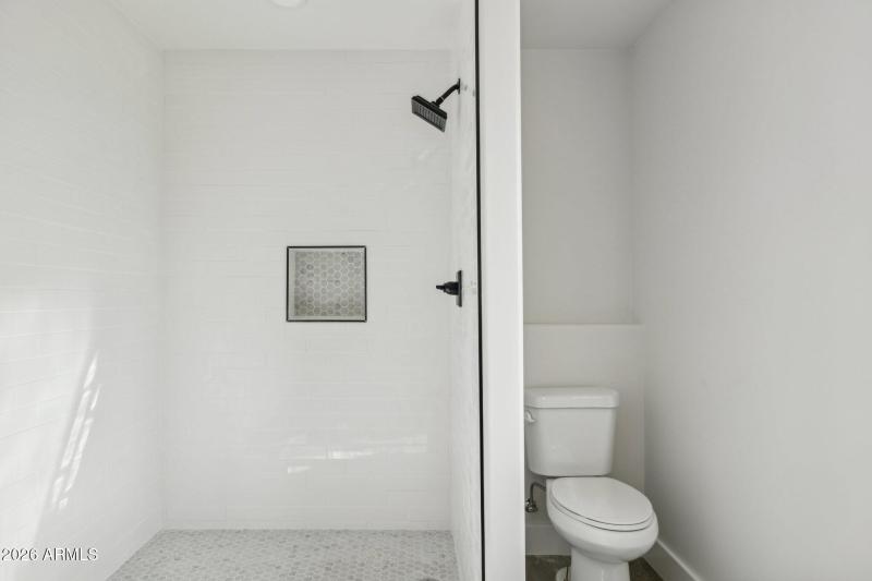 18-web-or-mls-46210-n-36th-ave