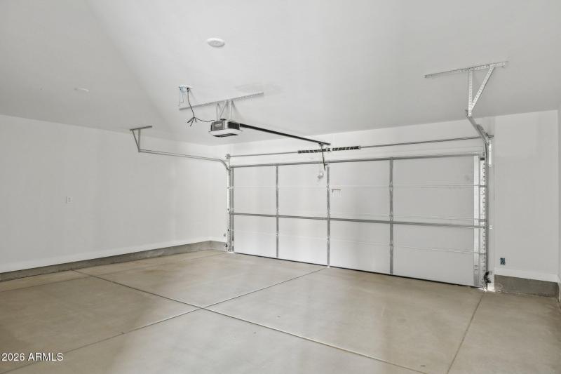 32-web-or-mls-46210-n-36th-ave