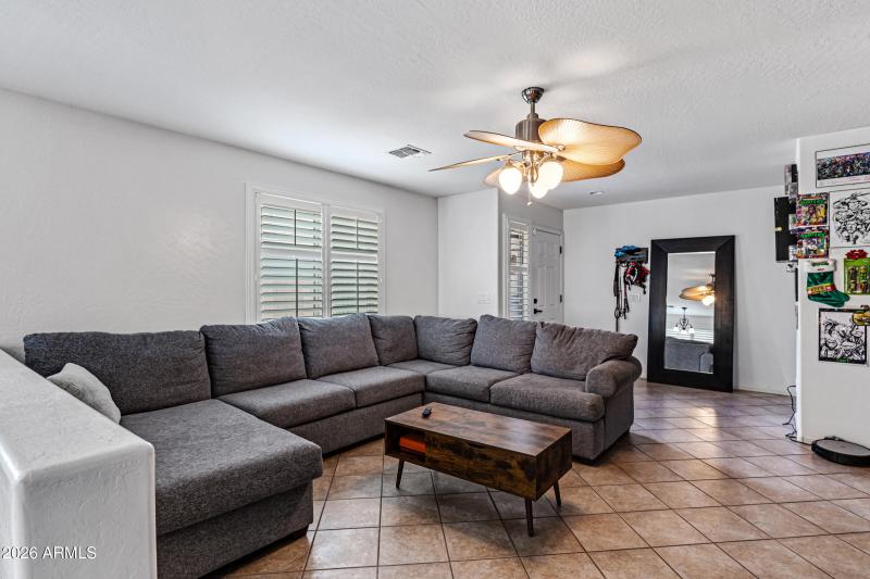 33198 N Cat Hills Ave-7