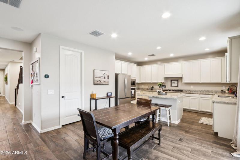 18-web-or-mls-E Wisteria Dr-S1202-018