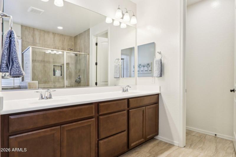 39-web-or-mls-E Wisteria Dr-S1202-039