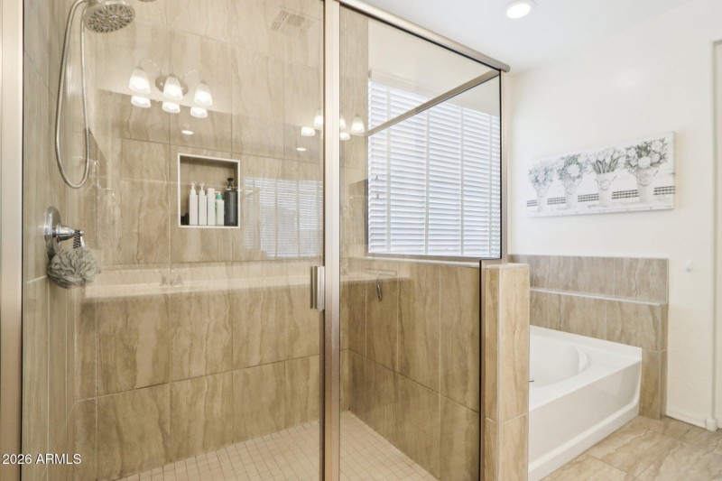 40-web-or-mls-E Wisteria Dr-S1202-040