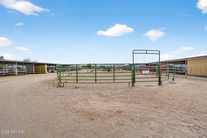 Round Pen