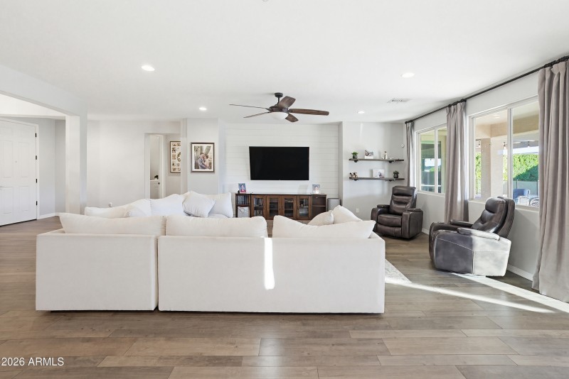 10015 W Villa Hermosa-10