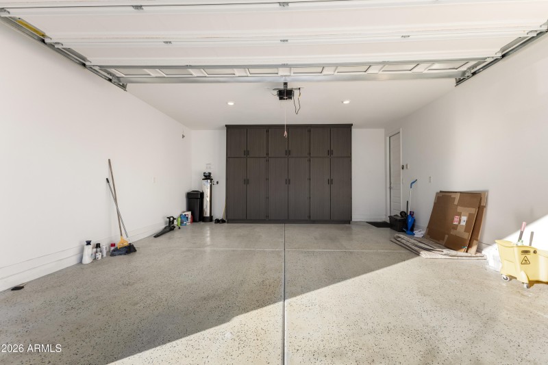 Garage - Built in Cabinets