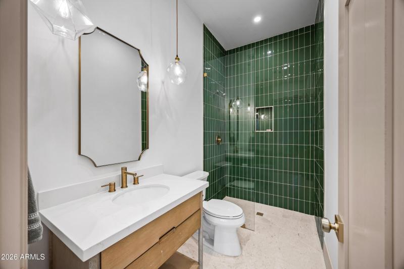 18212 E Navajo Dr-49