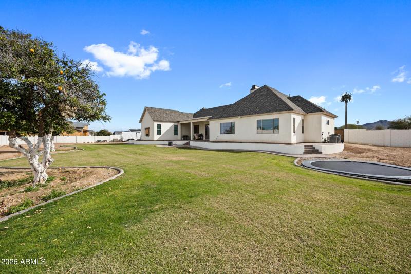 18212 E Navajo Dr-52