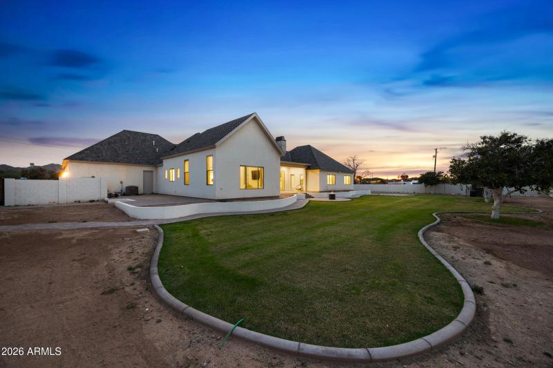 18212 E Navajo Dr-75