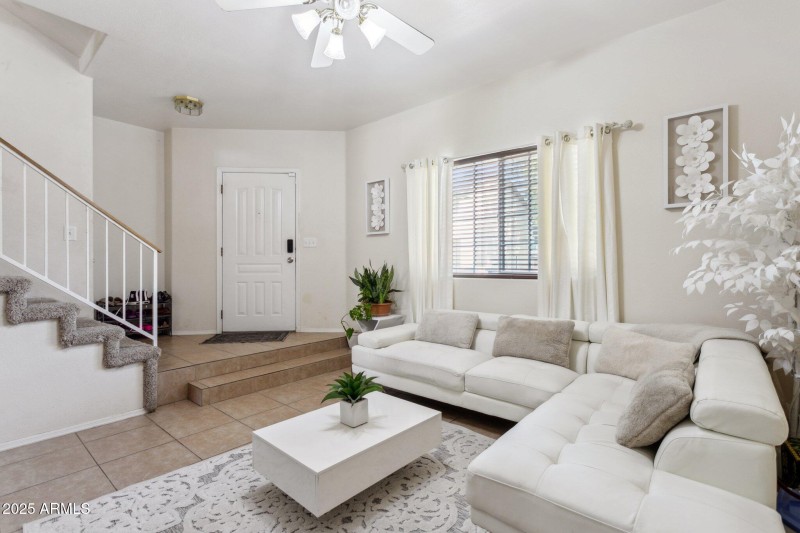 5-web-or-mls-170-e-guadalupe-rd-unit-152