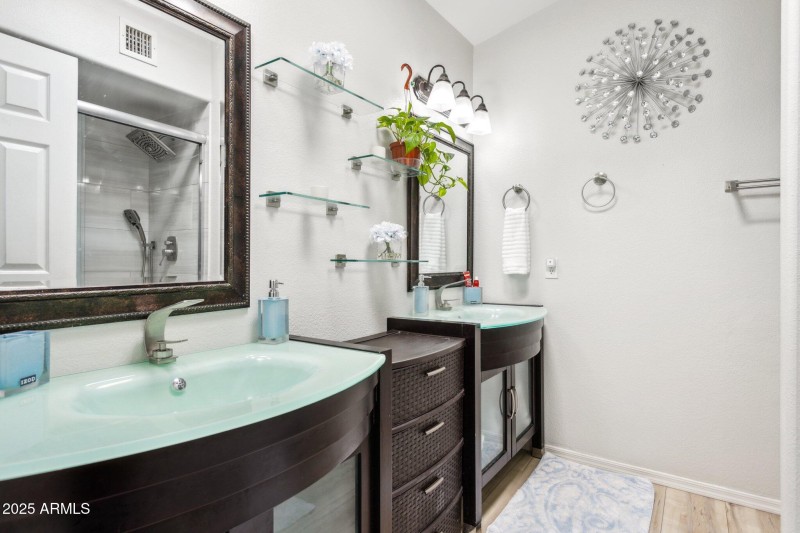 18-web-or-mls-170-e-guadalupe-rd-unit-15