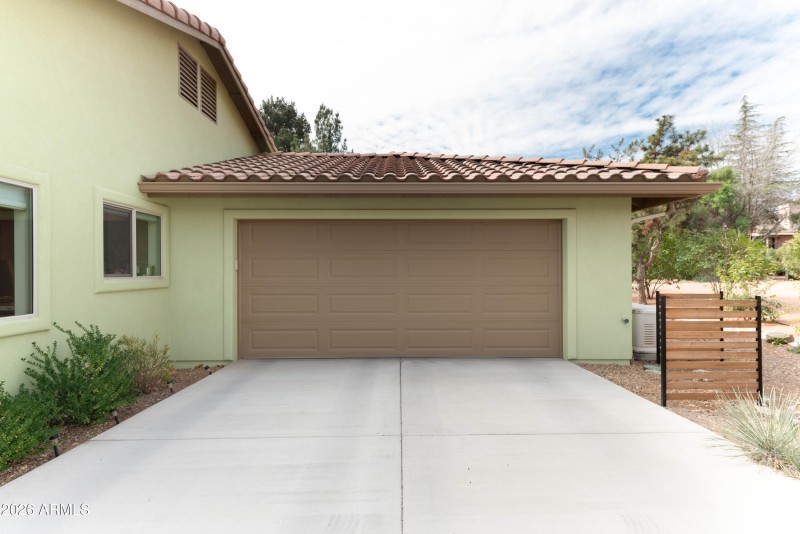 100_Rain_Trail_Rd-32