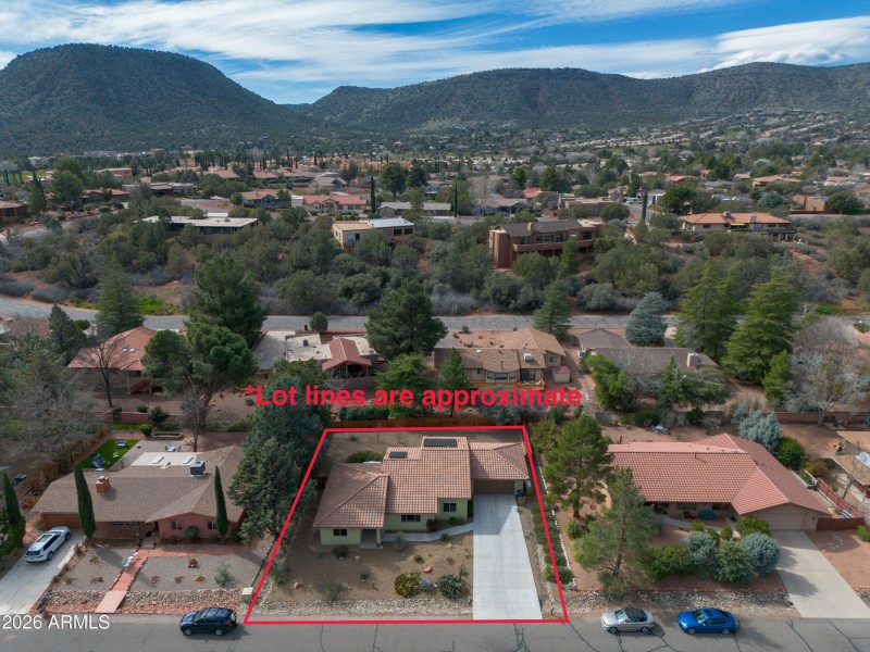 100_Rain_Trail_Rd-48